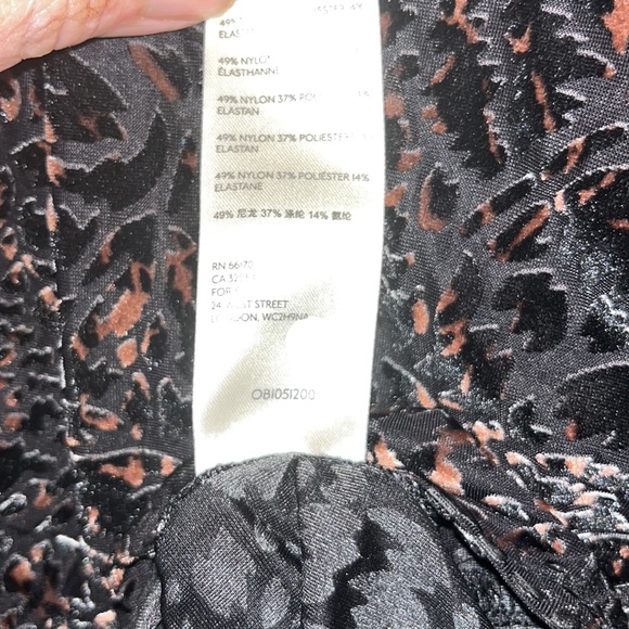 We The Free Black and Brown Burnout Short SleeveTop Sz. XS-See Measurements EUC - Picture 5 of 7